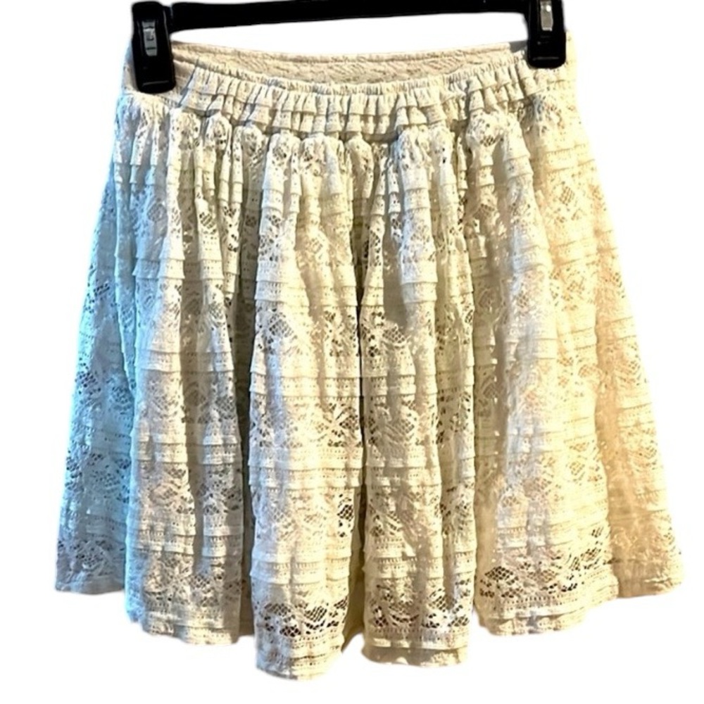 435 Pull-on Skirt White Lace Layered Elastic Waist Girls Size 12